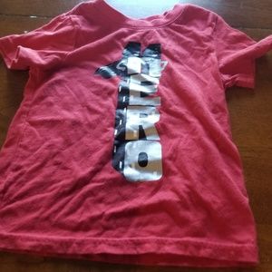 3/$20 Cat & Jack boys hero t shirt